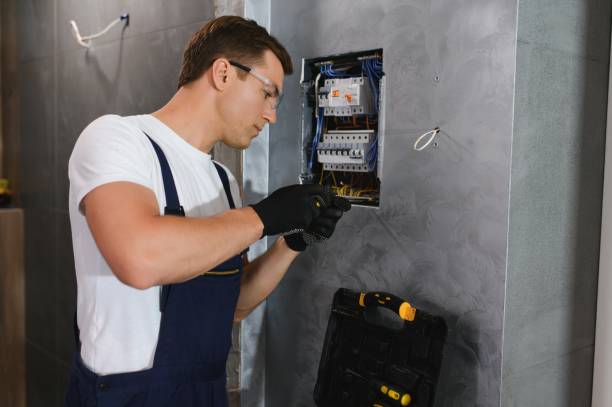Best Emergency Electrical Repair  in Pawcatuck, CT